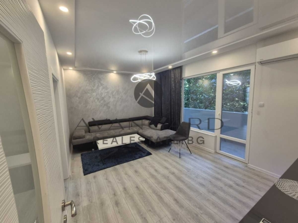 Тристаен апартамент в Пловдив, Тракия - 80 кв.м за 1875 €/кв.м - Снимка #1