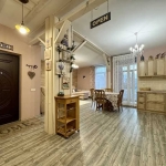 Дава се под наем Тристаен апартамент в София, Център - 90 кв.м за 510 € - Снимка #1