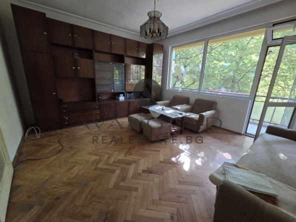 Тристаен апартамент в Пловдив, Кючук Париж - 80 кв.м за 1425 €/кв.м - Снимка #1
