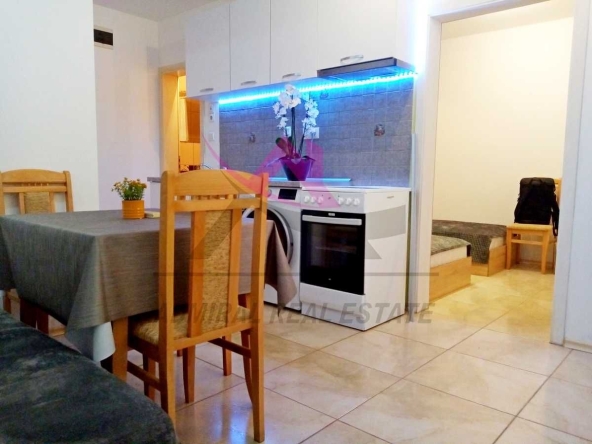 Дава се под наем Двустаен апартамент в Варна, Център - 32 кв.м за 400 € - Снимка #1