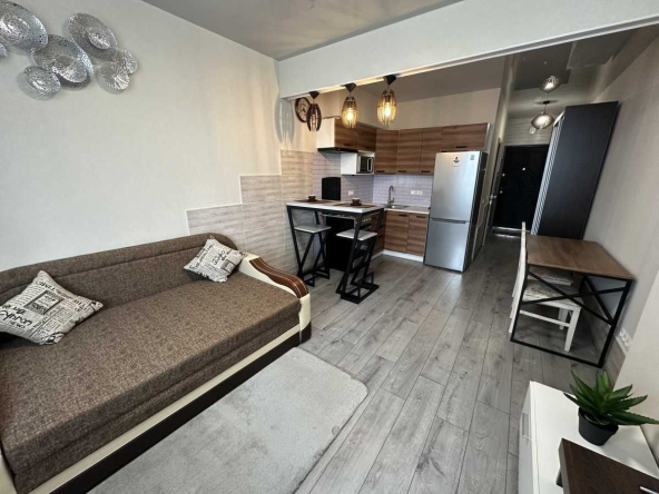 Дава се под наем Двустаен апартамент в София, Център - 65 кв.м за 408 € - Снимка #1