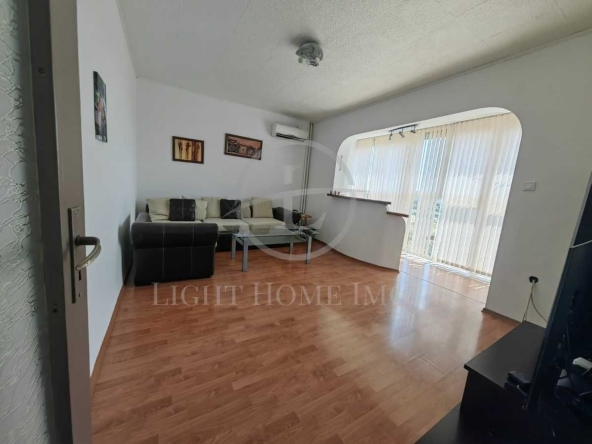 Тристаен апартамент в Пловдив, Тракия - 80 кв.м за 1688 €/кв.м - Снимка #1