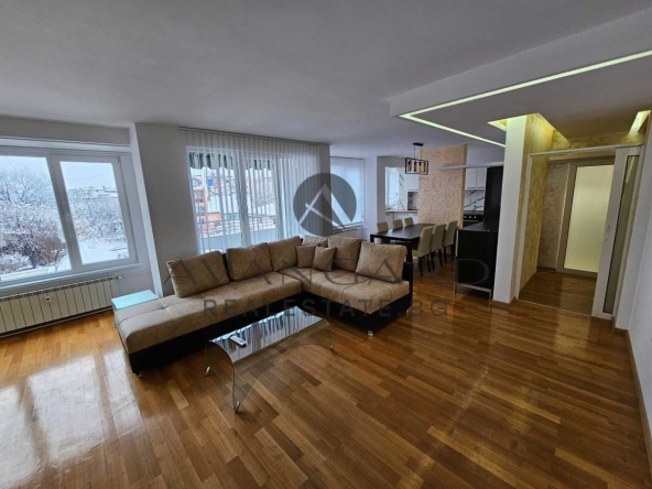 Тристаен апартамент в Пловдив, Кършияка - 134 кв.м за 2090 €/кв.м - Снимка #1