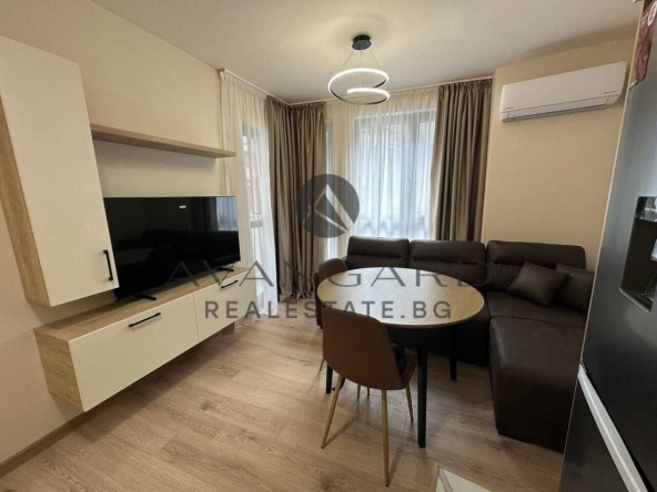 Двустаен апартамент в Пловдив, Център - 107 кв.м за 2795 €/кв.м - Снимка #1