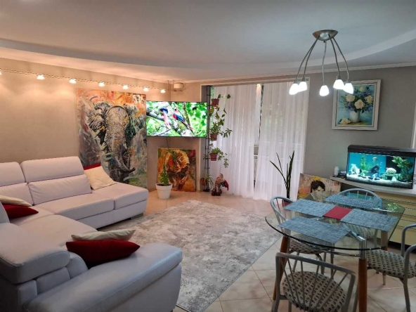 Дава се под наем Двустаен апартамент в София, Княжево - 70 кв.м за 325 € - Снимка #1