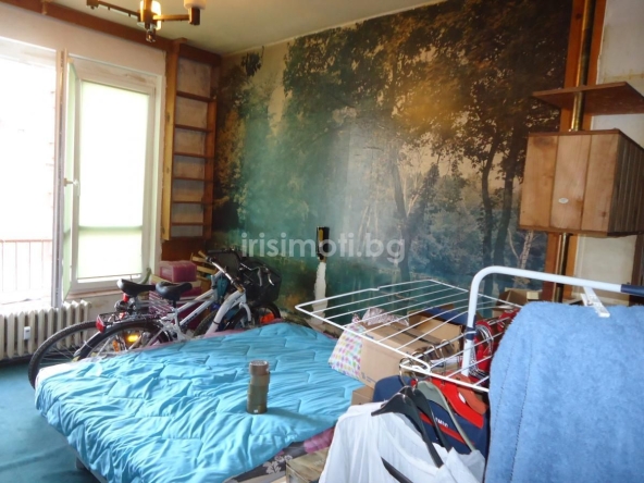 Тристаен апартамент в София, Център - 70 кв.м за 4143 €/кв.м - Снимка #1