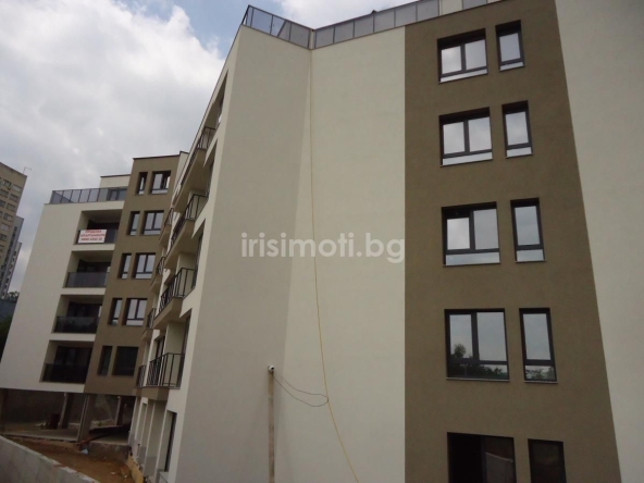 Тристаен апартамент в София, Дървеница - 111 кв.м за 2220 €/кв.м - Снимка #1