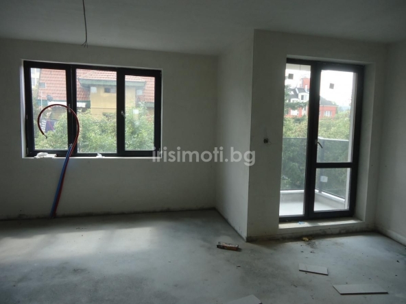 Тристаен апартамент в София, Бъкстон - 104 кв.м за 2452 €/кв.м - Снимка #1