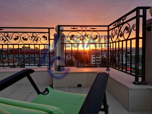 Хотел в к.к. Дюни - 2400 кв.м за 1042 €/кв.м - Снимка #1