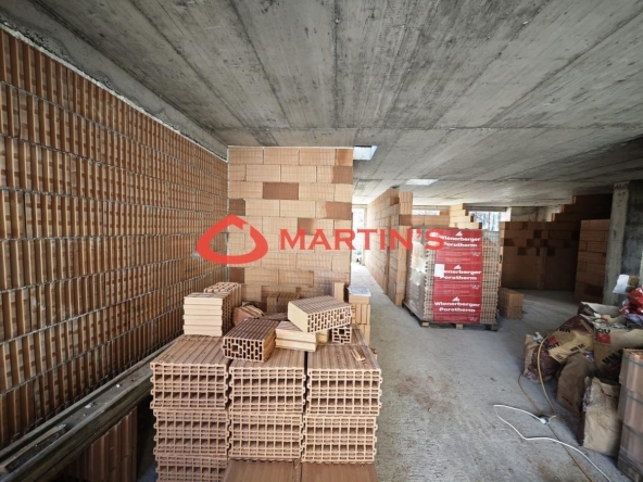 Четиристаен апартамент в София, Център - 150 кв.м за 2350 €/кв.м - Снимка #1