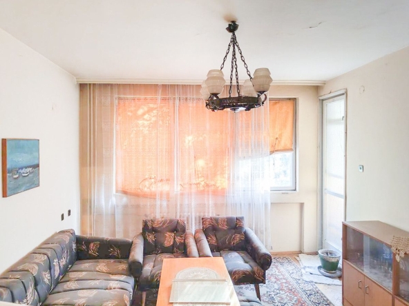 Тристаен апартамент в Бургас, Лазур - 91 кв.м за 2253 €/кв.м - Снимка #1