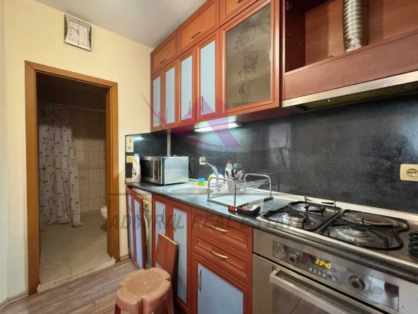 Дава се под наем Двустаен апартамент в Варна, Конфуто - 45 кв.м за 350 € - Снимка #1