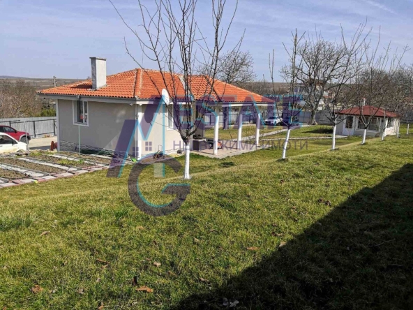 Къща в с. Дрянковец, Област Бургас - 120 кв.м за 1209 €/кв.м - Снимка #1