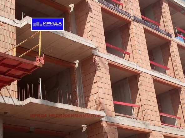 Тристаен апартамент в София, Горна баня - 119 кв.м за 2258 €/кв.м - Снимка #1