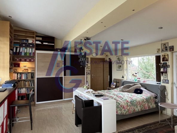 Къща в с. Синеморец, Област Бургас - 390 кв.м за 1090 €/кв.м - Снимка #1