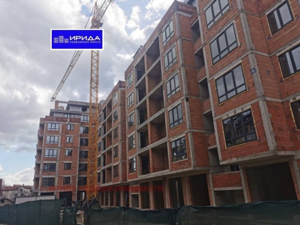 Многостаен апартамент в София, Дървеница - 196 кв.м за 2600 €/кв.м - Снимка #1