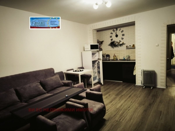 Етаж от къща в Етрополе - 90 кв.м за 756 €/кв.м - Снимка #1