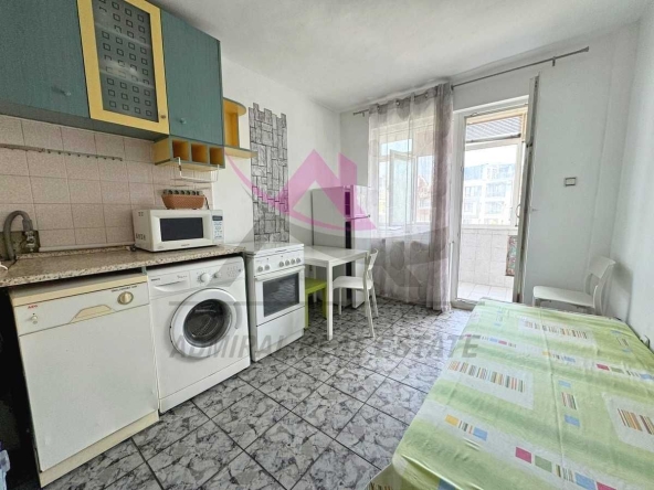 Дава се под наем Тристаен апартамент в Варна, Левски - 77 кв.м за 600 € - Снимка #1