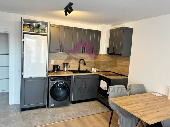 Дава се под наем Двустаен апартамент в Варна, Възраждане 3 - 55 кв.м за 485 € - Снимка #1