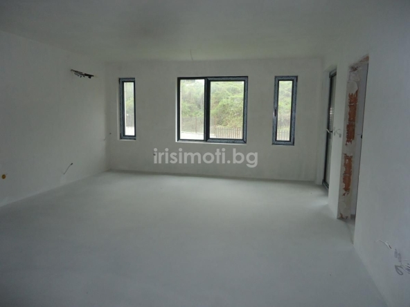 Тристаен апартамент в София, Бояна - 152 кв.м за 2493 €/кв.м - Снимка #1