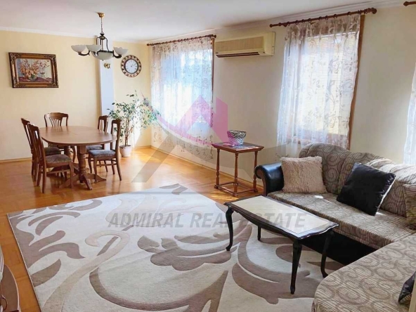 Дава се под наем Тристаен апартамент в Варна, Червен площад - 120 кв.м за 800 € - Снимка #1