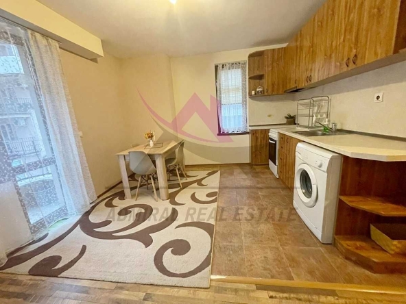 Дава се под наем Двустаен апартамент в Варна, Общината - 50 кв.м за 500 € - Снимка #1