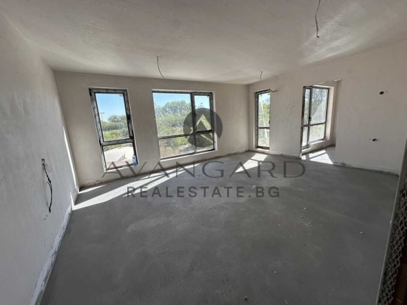 Двустаен апартамент в Пловдив, Кършияка - 75 кв.м за 1199 €/кв.м - Снимка #1