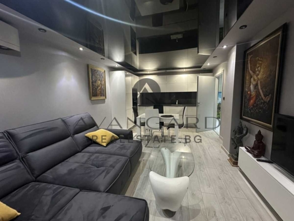 Тристаен апартамент в Пловдив, Център - 104 кв.м за 2770 €/кв.м - Снимка #1