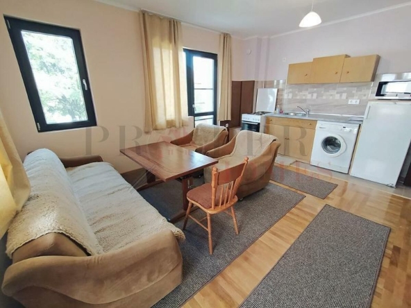 Дава се под наем Двустаен апартамент в Велико Търново, Акация - 65 кв.м за 280.5 € - Снимка #1