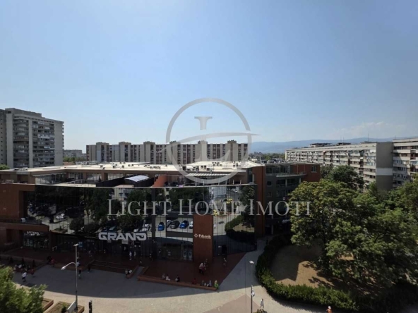 Офис в Пловдив, Център - 50 кв.м за 700 €/кв.м - Снимка #1