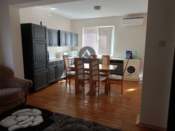 Къща в с. Брестовица, Област Пловдив - 200 кв.м за 1490 €/кв.м - Снимка #1