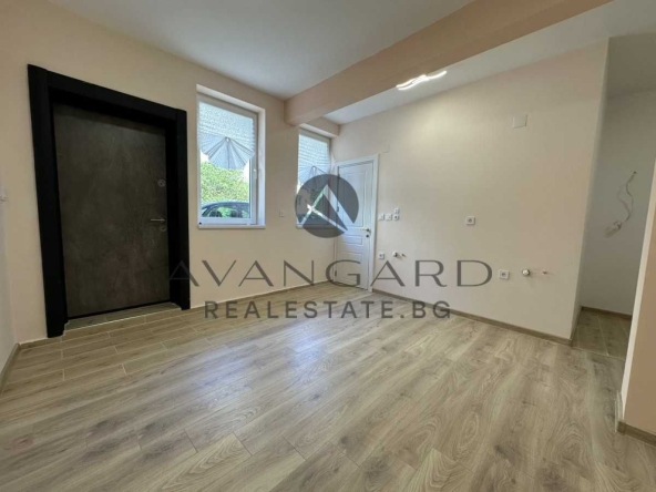 Едностаен апартамент в Пловдив, Тракия - 33 кв.м за 2473 €/кв.м - Снимка #1