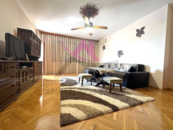 Дава се под наем Многостаен апартамент в Варна, Младост 2 - 100 кв.м за 562 € - Снимка #1