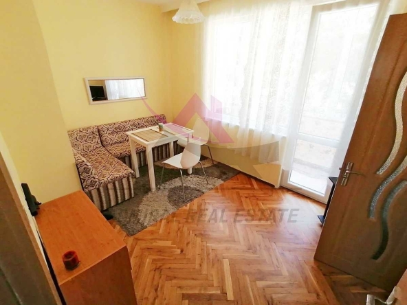 Дава се под наем Двустаен апартамент в Варна, Окръжна болница - 56 кв.м за 380 € - Снимка #1