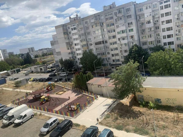 Двустаен апартамент в Варна, Кайсиева градина - 62 кв.м за 1928 €/кв.м - Снимка #1