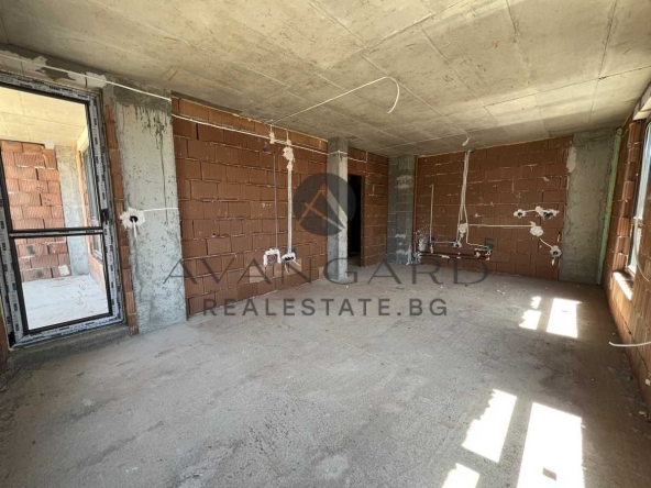 Тристаен апартамент в Пловдив, Остромила - 96 кв.м за 1296 €/кв.м - Снимка #1