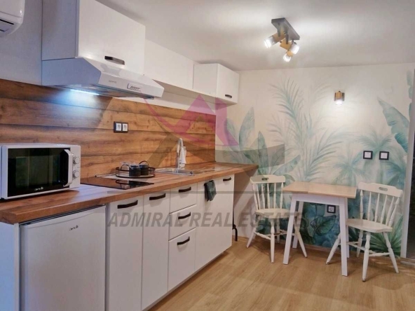 Дава се под наем Мезонет в к.к. Св.Св. Константин и Елена - 40 кв.м за 511 € - Снимка #1