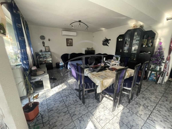 Тристаен апартамент в Пловдив, Кючук Париж - 120 кв.м за 1209 €/кв.м - Снимка #1