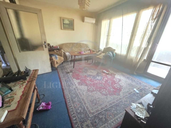 Тристаен апартамент в Пловдив, Кючук Париж - 87 кв.м за 1472 €/кв.м - Снимка #1
