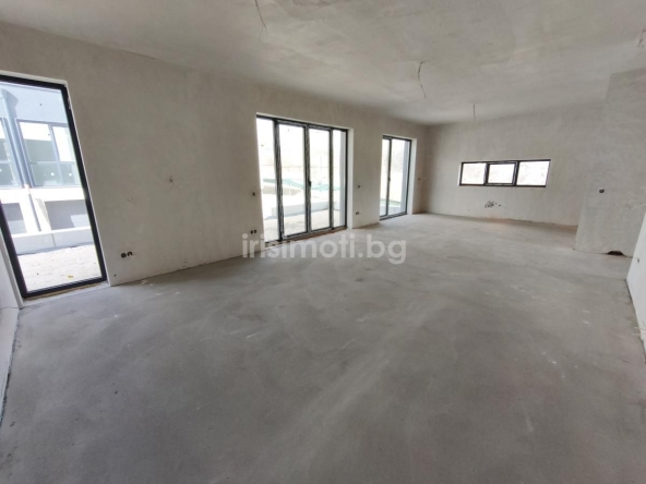 Къща в с. Бистрица, Област София-град - 302 кв.м за 2000 €/кв.м - Снимка #1