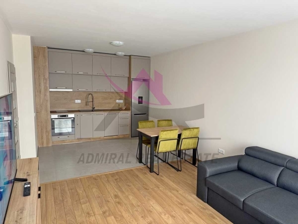 Дава се под наем Двустаен апартамент в Варна, Кайсиева градина - 56 кв.м за 486 € - Снимка #1