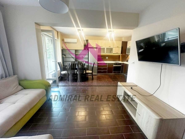 Дава се под наем Тристаен апартамент в Варна, Левски - 80 кв.м за 767 € - Снимка #1