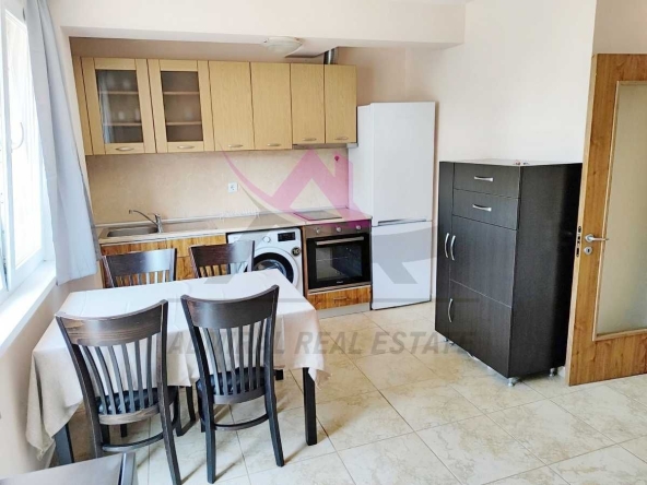 Дава се под наем Двустаен апартамент в Варна, Колхозен пазар - 58 кв.м за 384 € - Снимка #1