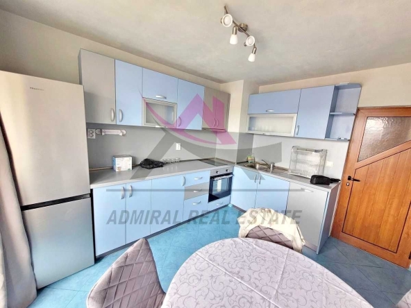 Дава се под наем Тристаен апартамент в Варна, Аспарухово - 80 кв.м за 630 € - Снимка #1