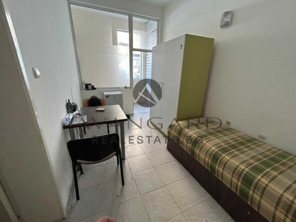 Магазин в Пловдив, Център - 25 кв.м за 1120 €/кв.м - Снимка #1
