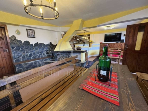 Къща в с. Павелско, Област Смолян - 323 кв.м за 1270 €/кв.м - Снимка #1