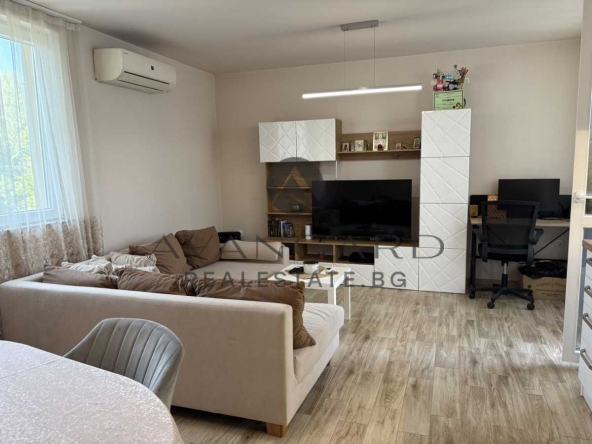 Двустаен апартамент в Пловдив, Христо Смирненски - 70 кв.м за 2715 €/кв.м - Снимка #1