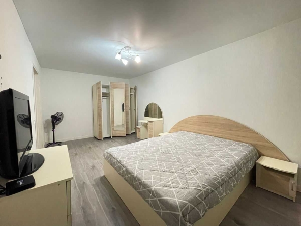 Дава се под наем Двустаен апартамент в София, Люлин 10 - 54 кв.м за 350 € - Снимка #1