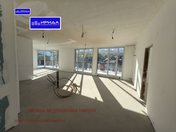 Тристаен апартамент в София, Бояна - 135 кв.м за 2655 €/кв.м - Снимка #1