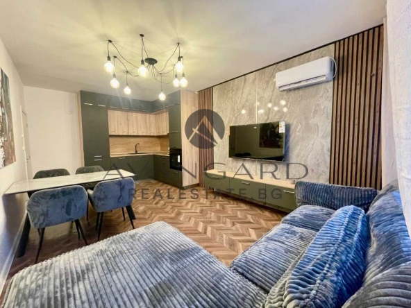 Тристаен апартамент в Пловдив, Христо Смирненски - 70 кв.м за 2057 €/кв.м - Снимка #1